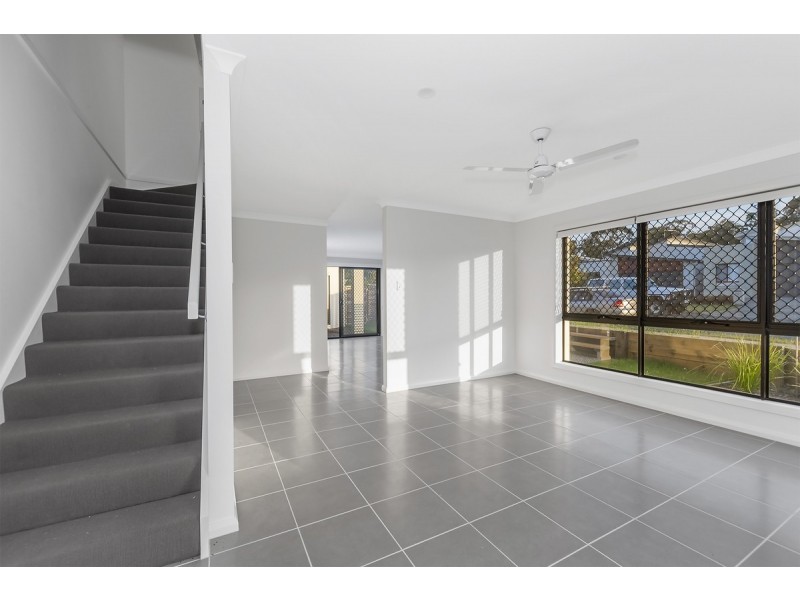 2 Cassia Drive, Coomera QLD 4209