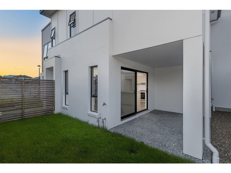 2 Cassia Drive, Coomera QLD 4209