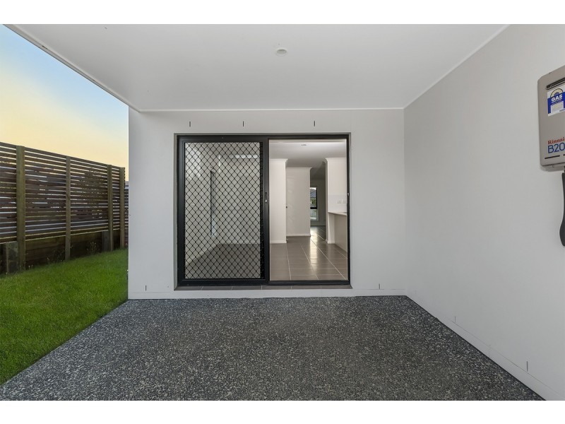 2 Cassia Drive, Coomera QLD 4209