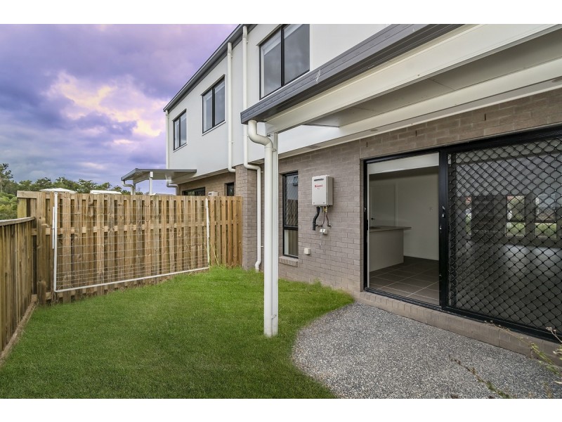 1/262/8 Banksia Road, Coomera QLD 4209