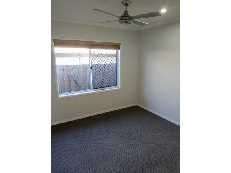 14 Hollanders Crescent, Ormeau QLD 4208