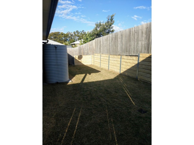 14 Hollanders Crescent, Ormeau QLD 4208