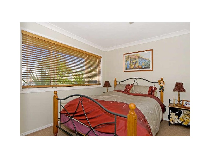8 College Close, Upper Coomera QLD 4209