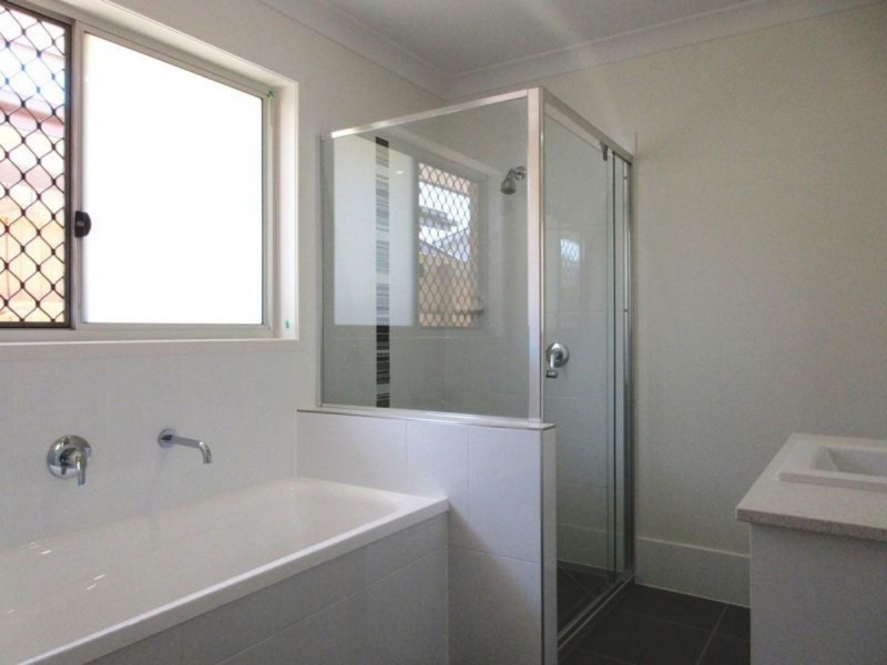 1/64 Milbrook Crescent, Pimpama QLD 4209