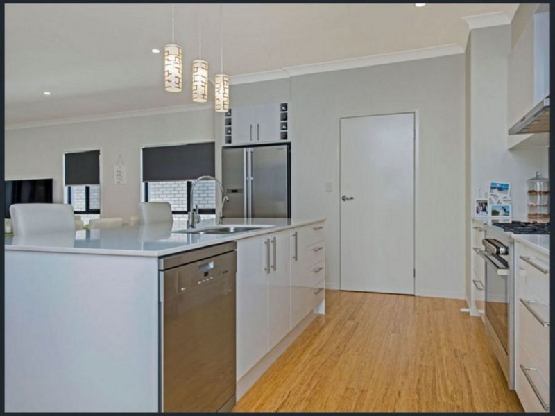 116 River Run Circuit, Ormeau Hills QLD 4208