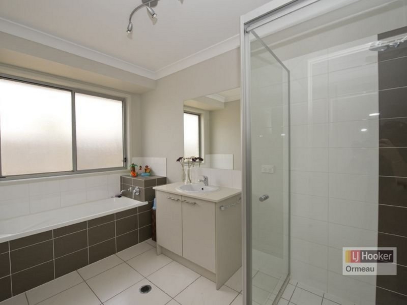 2 Achievement Drive, Ormeau QLD 4208