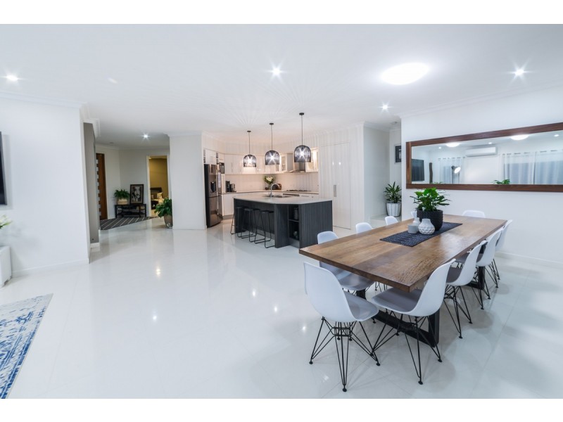 13 Isdell Court, Upper Coomera QLD 4209