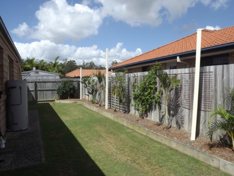 2/7 Merton Drive, Upper Coomera QLD 4209