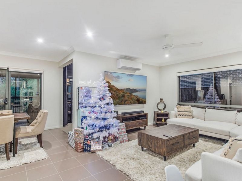 49 Oakover Avenue, Ormeau Hills QLD 4208