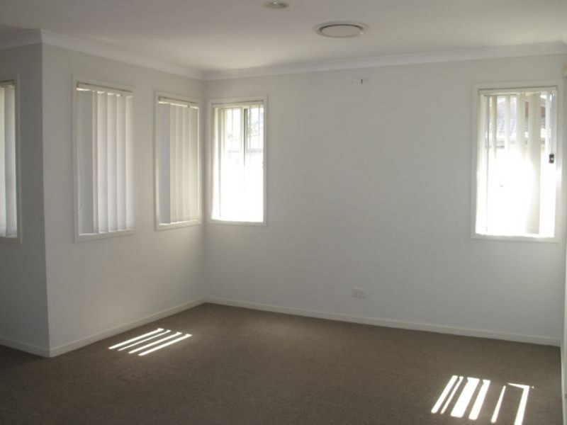 4 Bishopwood Court, Upper Coomera QLD 4209