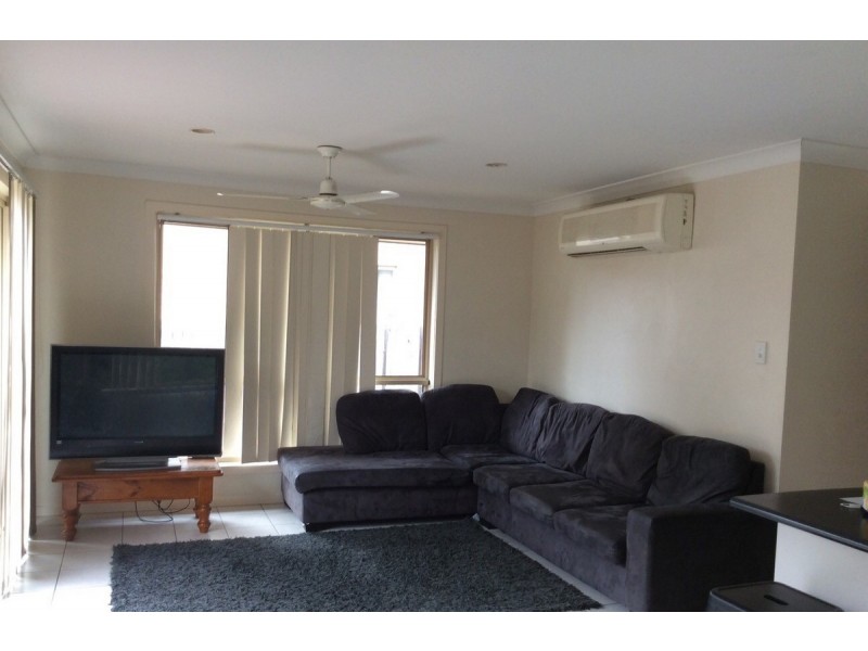 16 Trillers Avenue, Coomera QLD 4209