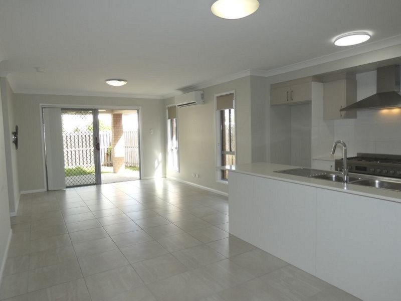 6 Cygnus Crescent, Coomera QLD 4209