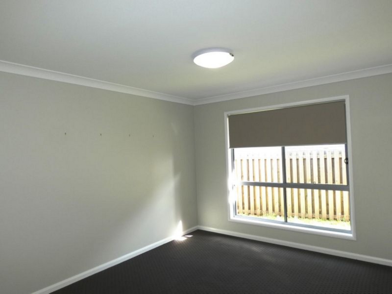 6 Cygnus Crescent, Coomera QLD 4209