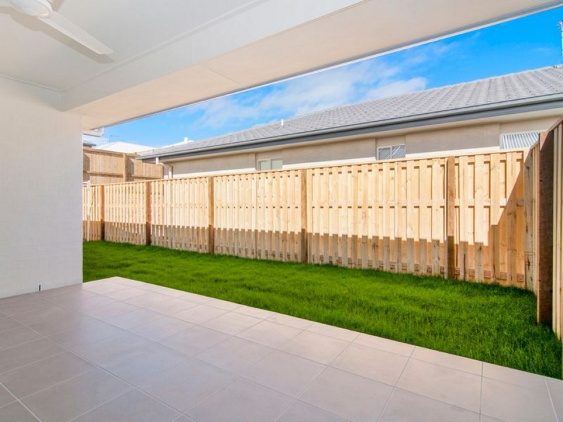 36 Longstaff Crescent, Pimpama QLD 4209