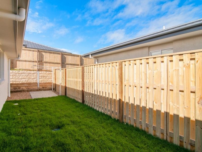 36 Longstaff Crescent, Pimpama QLD 4209