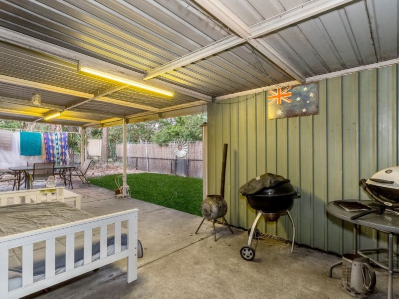2/11 Academy Street, Oxenford QLD 4210