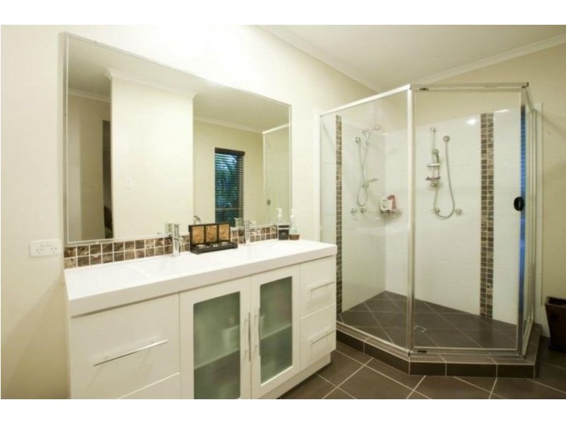 16 Olivevale Street, Ormeau QLD 4208