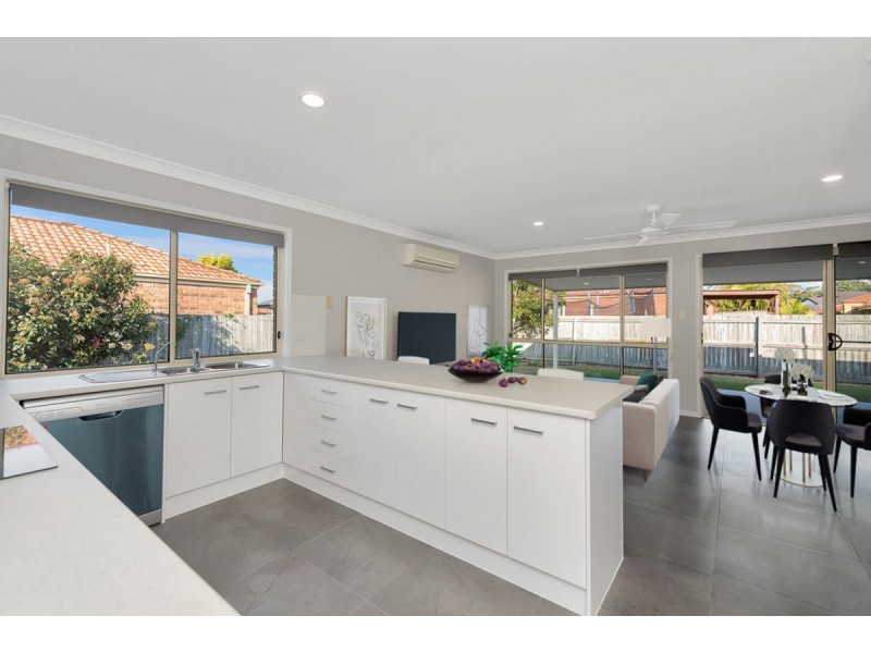 16 Linda Way, Upper Coomera QLD 4209