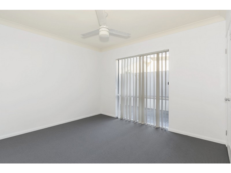 111/1 Sauvignon Parade, Upper Coomera QLD 4209