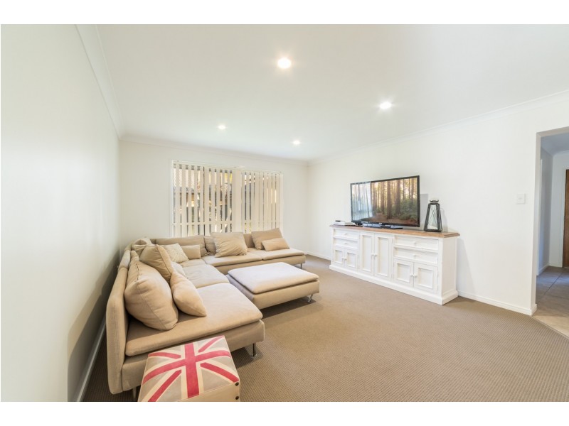 4 Icefire Lane, Coomera Waters QLD 4209