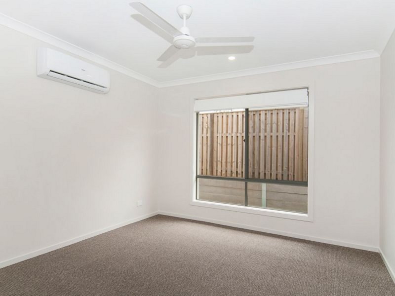 8 Cudmore Street, Pimpama QLD 4209