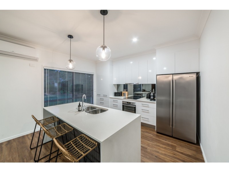 6 Bishopwood Court, Upper Coomera QLD 4209