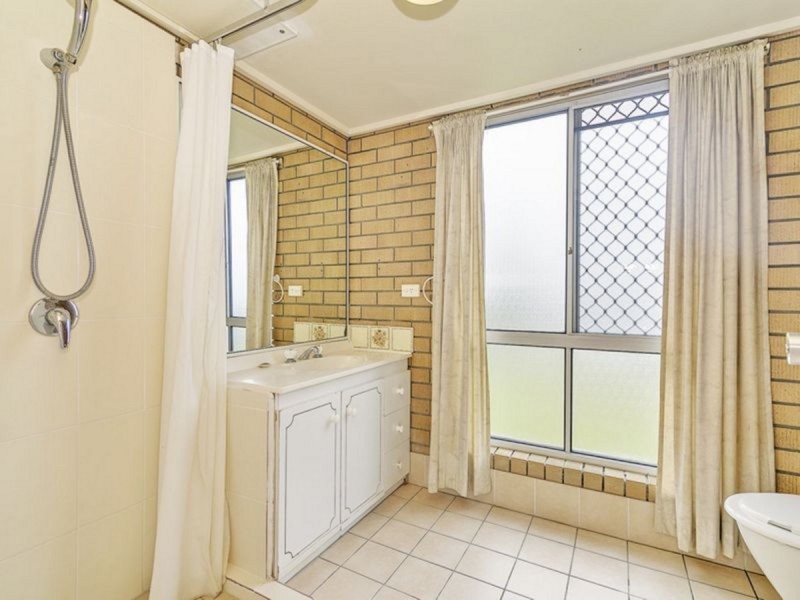 1/22 Cotswold Street, Mount Warren Park QLD 4207