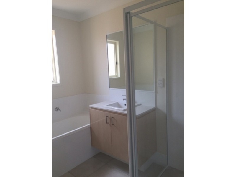 38 Fountain Street, Pimpama QLD 4209