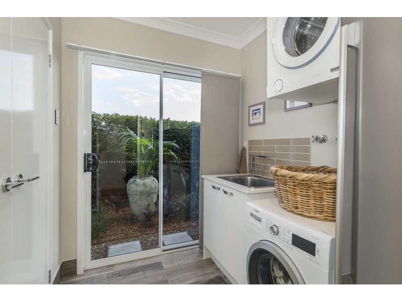 2 Henty Lane, Upper Coomera QLD 4209