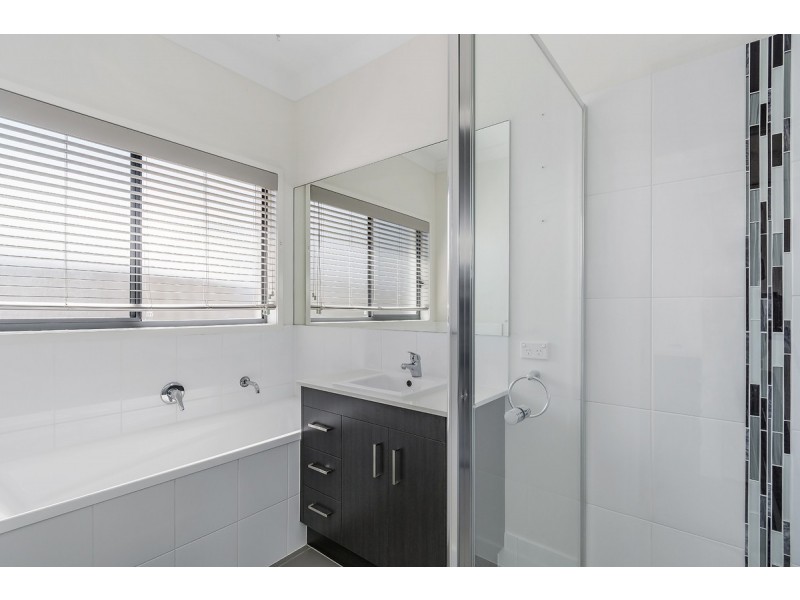 21 Whimbrel Avenue, Upper Coomera QLD 4209