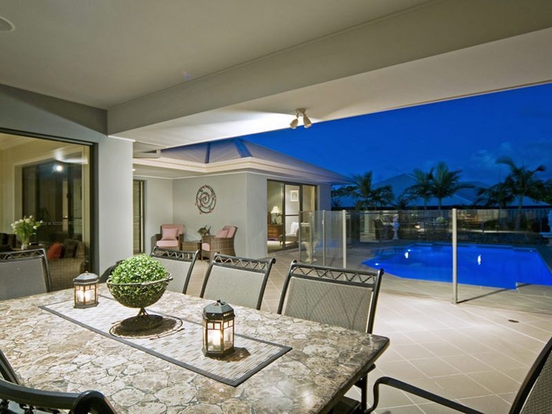 5 Ragamuffin Drive West, Coomera Waters QLD 4209