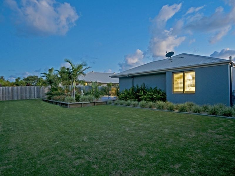 5 Ragamuffin Drive West, Coomera Waters QLD 4209