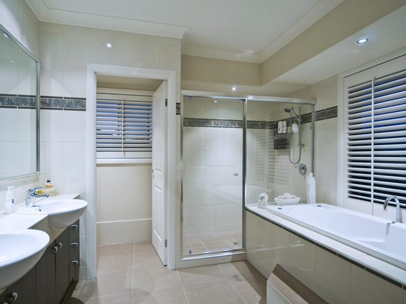 5 Ragamuffin Drive West, Coomera Waters QLD 4209