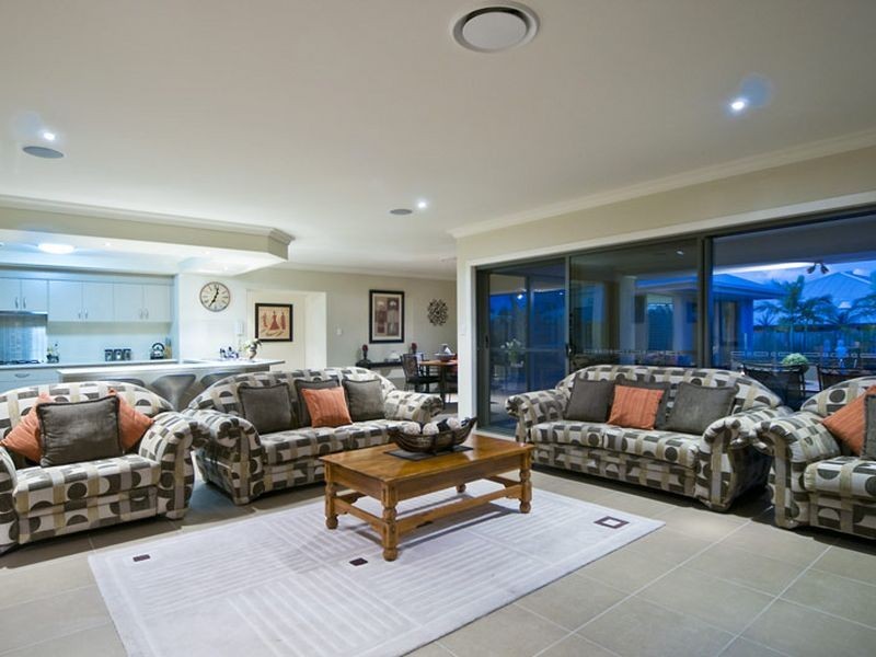 5 Ragamuffin Drive West, Coomera Waters QLD 4209