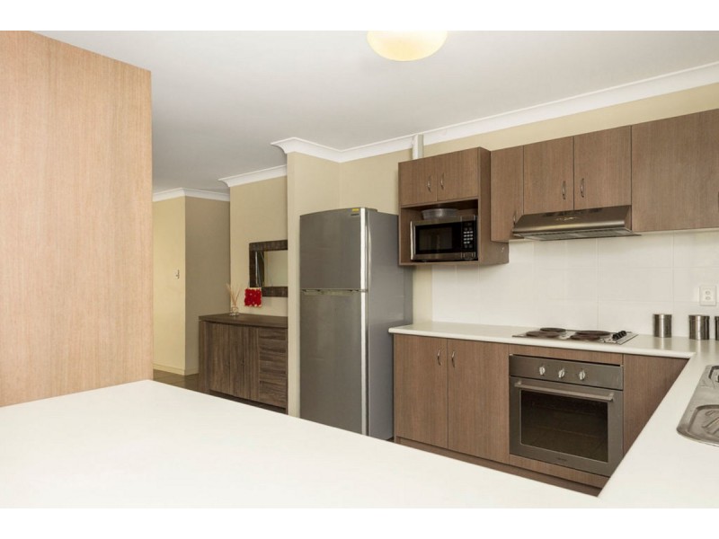 2/5 Freestone Drive, Upper Coomera QLD 4209