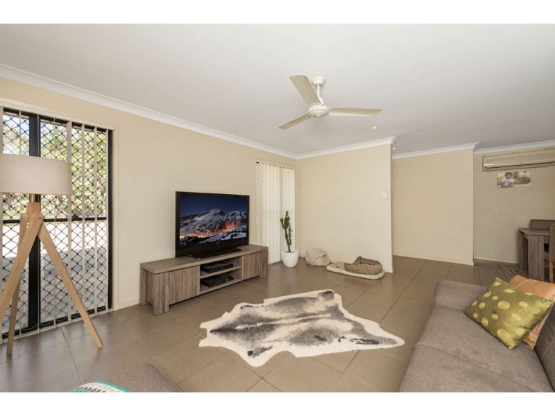 2/5 Freestone Drive, Upper Coomera QLD 4209