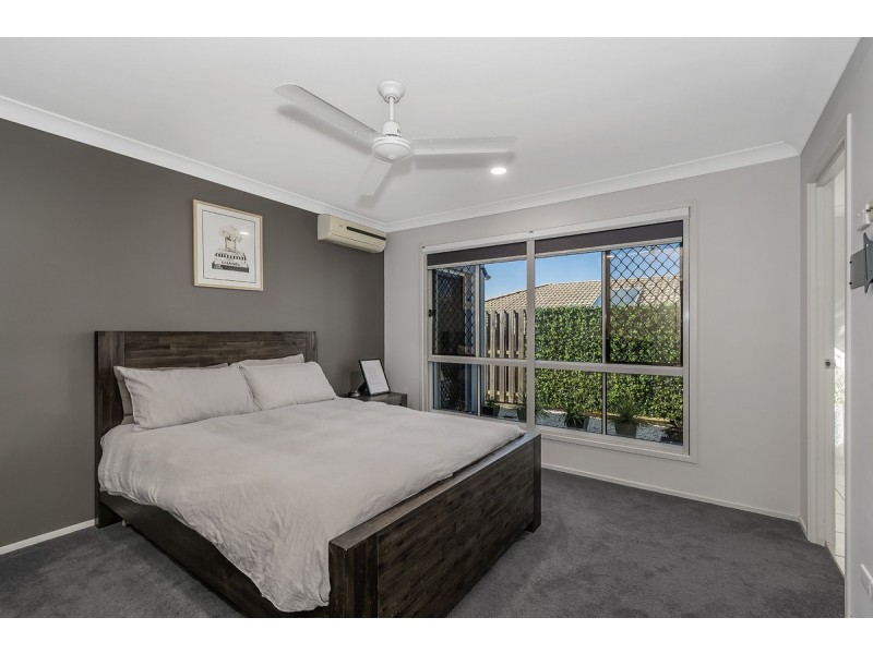 8 Raynuha Court, Ormeau QLD 4208