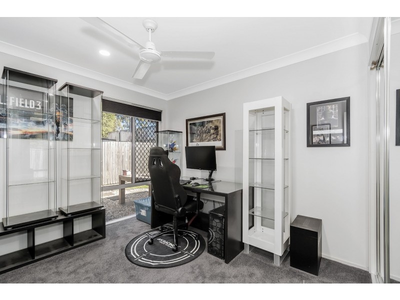 8 Raynuha Court, Ormeau QLD 4208