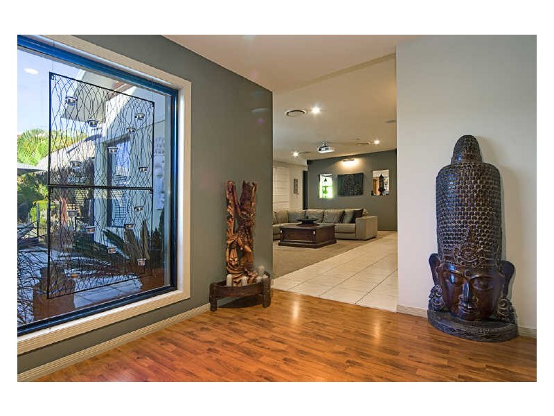 7 Siandra Crescent, Coomera Waters QLD 4209