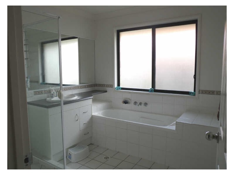 3 Bluefen Court, Upper Coomera QLD 4209