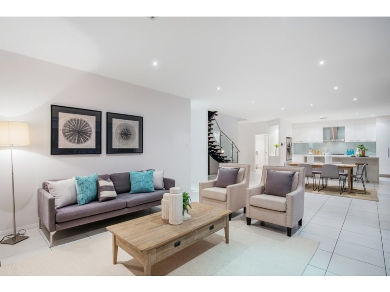 27 Elusive Road, Coomera Waters QLD 4209