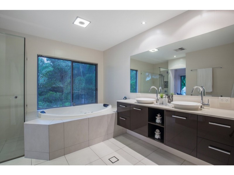 27 Elusive Road, Coomera Waters QLD 4209