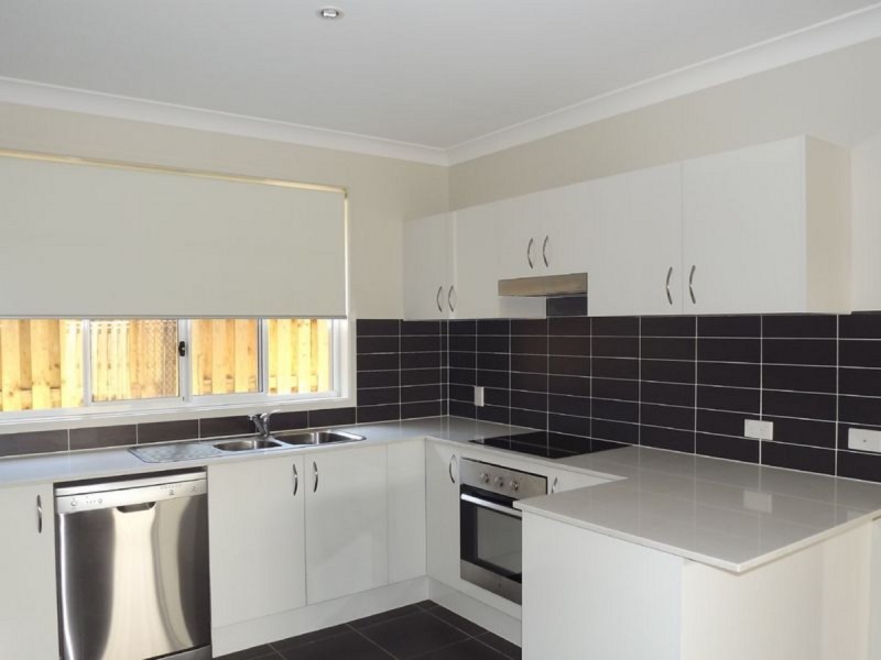 12 Danbulla Street, Pimpama QLD 4209