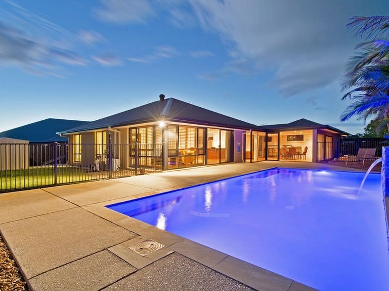 15 Rainbow Circuit, Coomera Waters QLD 4209