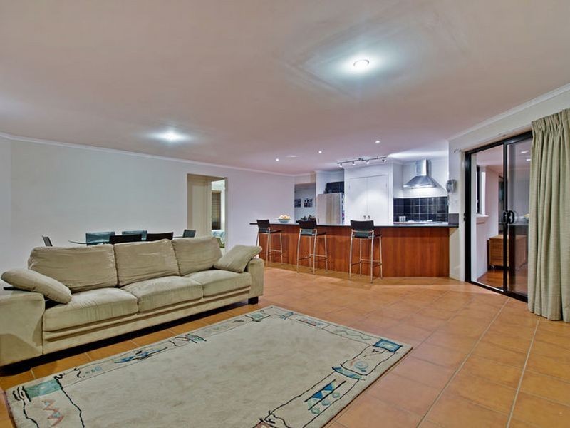 15 Rainbow Circuit, Coomera Waters QLD 4209