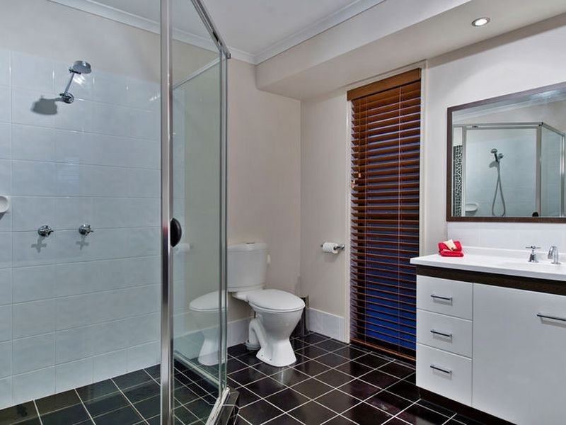 15 Rainbow Circuit, Coomera Waters QLD 4209