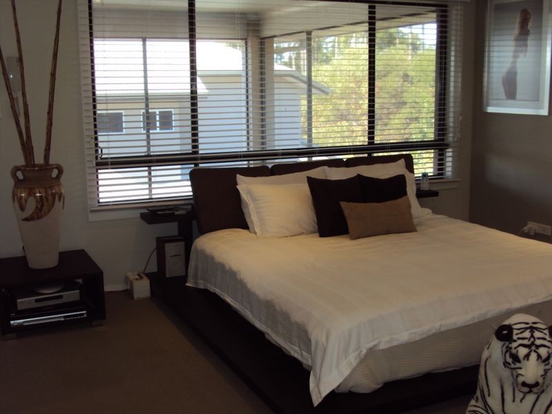 4 Drumbeat Place, Coomera Waters QLD 4209