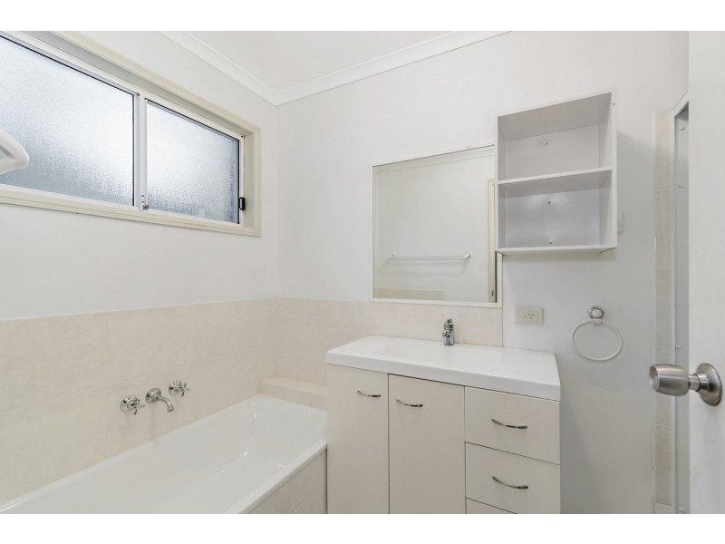 1/11 Academy Street, Oxenford QLD 4210