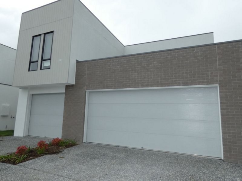 201/1 Christine Drive, Coomera QLD 4209