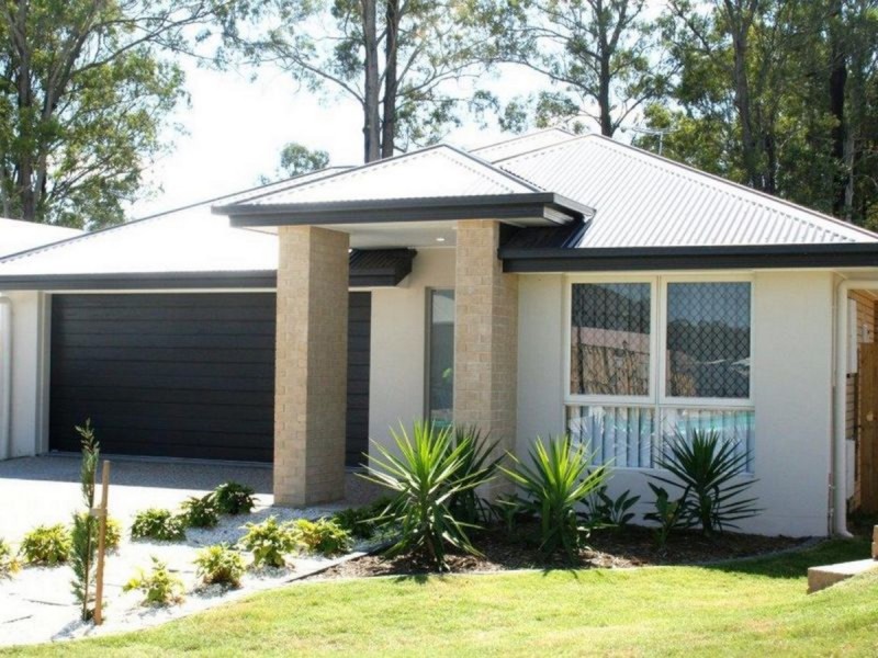 1 Milbrook Crescent, Pimpama QLD 4209